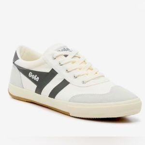 Gola Womens Varsity Sneakers NWT Size 10 women’s / Men’s 8